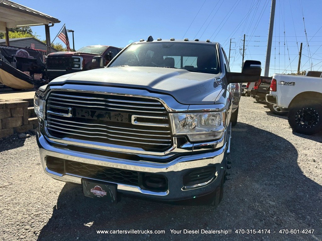 Used 2024 RAM 3500 Tradesman w/ Chrome Appearance Group AWD/4WD image 5