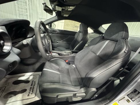 New 2025 Toyota GR86 Premium w/ GR Wheel Package (TMS image 12