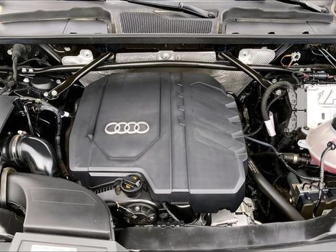 Used 2021 Audi Q5 Prestige AWD/4WD image 10