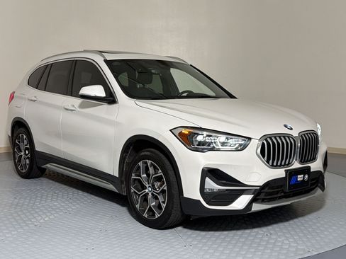 Used 2020 BMW X1 sDrive28i w/ Premium Package FWD image 7
