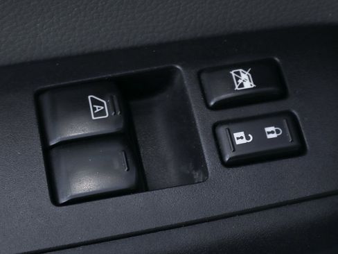 Used 2016 Nissan NV 1500 SV image 18