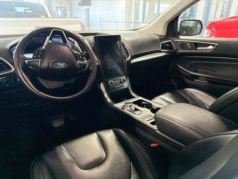 Used 2022 Ford Edge Titanium AWD/4WD image 7
