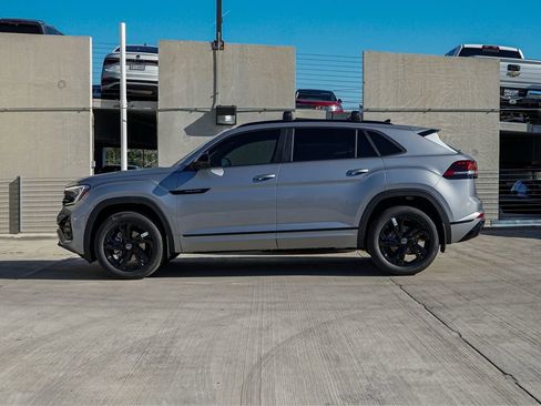 New 2026 Volkswagen Atlas Cross Sport SEL R-Line AWD/4WD image 4
