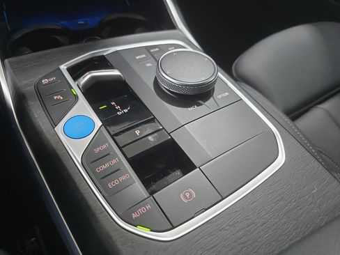 Used 2023 BMW i4 eDrive35 RWD image 19