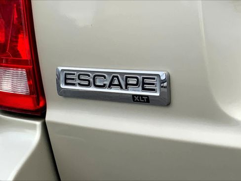 Used 2012 Ford Escape XLT FWD image 28