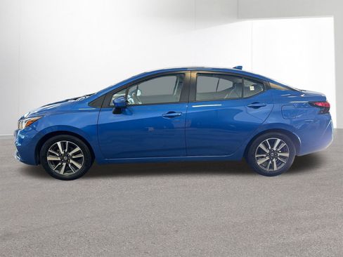Used 2021 Nissan Versa SV image 27