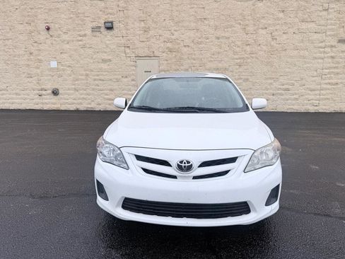 Used 2011 Toyota Corolla LE image 8