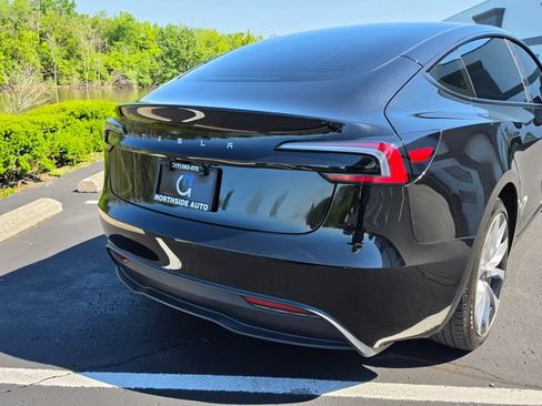 Used 2025 Tesla Model 3 Long Range RWD image 9