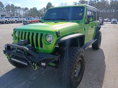 Used 2018 Jeep Wrangler Unlimited Sport S image 8