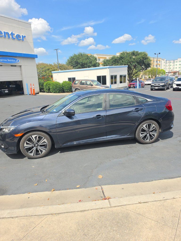 Used 2018 Honda Civic EX-T image 1