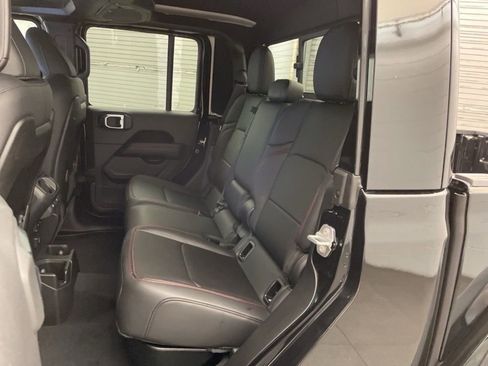 New 2026 Jeep Gladiator Rubicon image 17