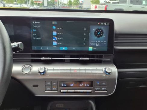 Used 2025 Hyundai Kona SEL FWD image 25