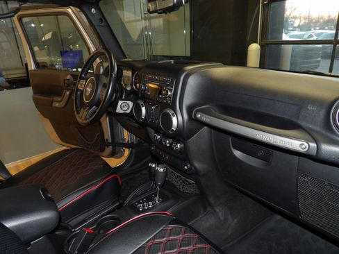 Used 2017 Jeep Wrangler Unlimited Sport w/ Quick Order Package 24S image 13