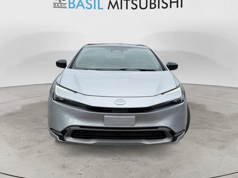 Used 2024 Toyota Prius XLE image 7