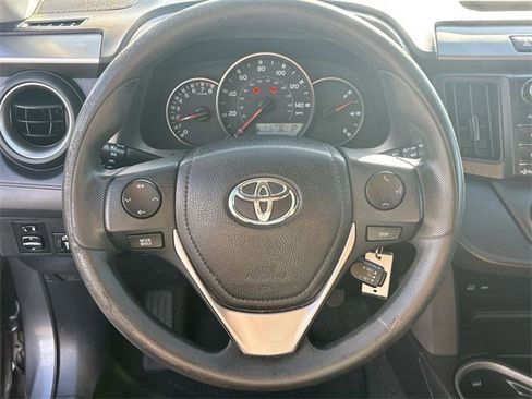 Used 2016 Toyota RAV4 LE image 12