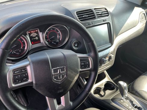 Used 2017 Dodge Journey Crossroad w/ Popular Equipment Group AWD/4WD image 8