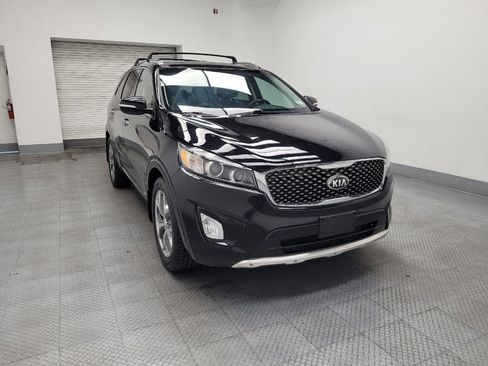 Used 2016 Kia Sorento SX image 13