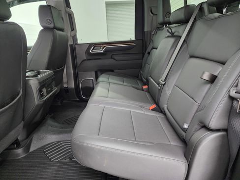 Used 2025 Chevrolet Silverado 2500 LT w/ Trail Boss Package AWD/4WD image 9