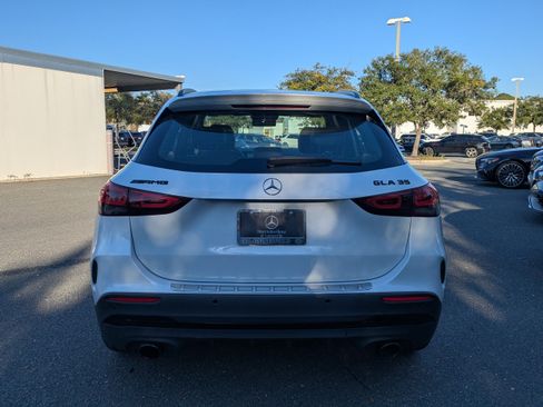 Certified 2022 Mercedes-Benz GLA 35 AMG 4MATIC image 7