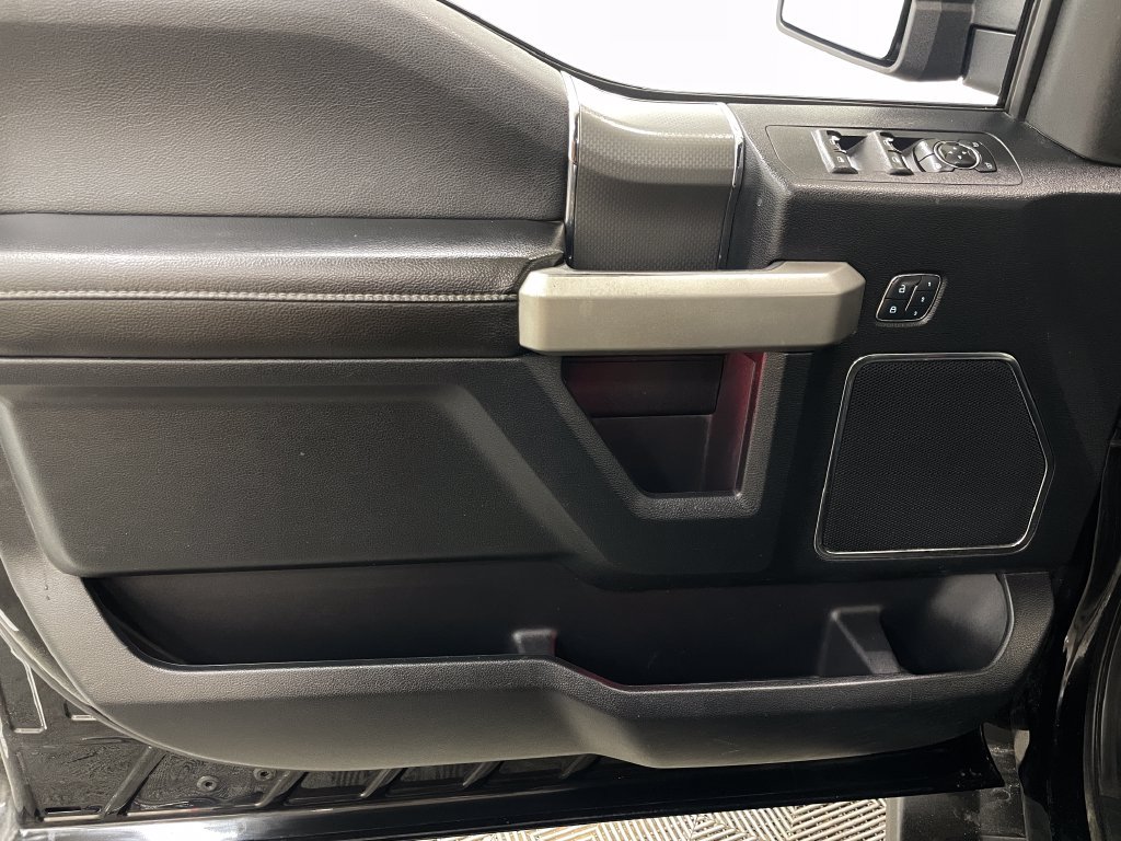 Used 2017 Ford F150 Lariat w/ Equipment Group 502A Luxury AWD/4WD image 28