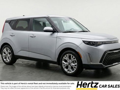 Used 2025 Kia Soul LX w/ LX Technology Package image 1