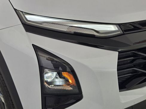 New 2026 Chevrolet Equinox RS w/ Convenience Package III FWD image 10