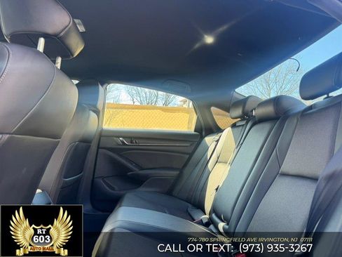Used 2020 Honda Accord Sport image 8
