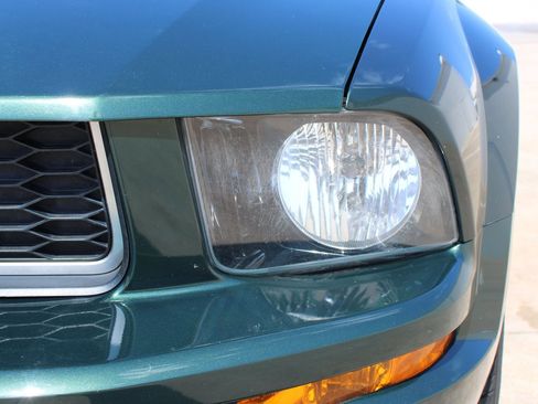 Used 2008 Ford Mustang GT Premium RWD image 39