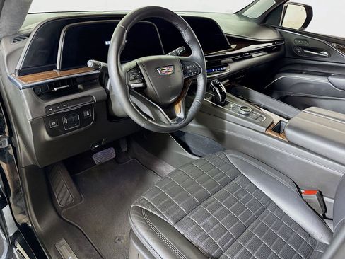Used 2022 Cadillac Escalade Sport Platinum w/ LPO, ONYX Package RWD image 7