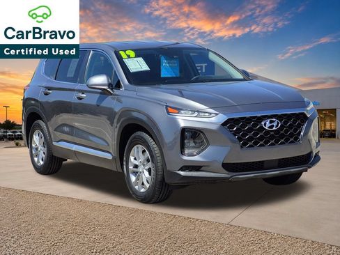 Used 2019 Hyundai Santa Fe SE FWD image 2