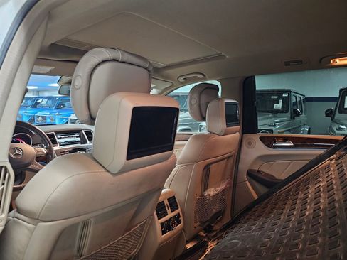 Used 2015 Mercedes-Benz GL 320 BlueTEC 4MATIC image 7