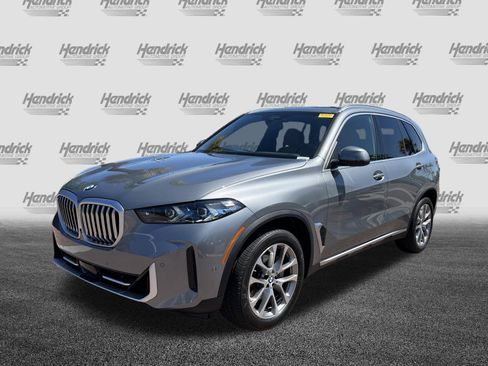 Used 2026 BMW X5 sDrive40i image 5