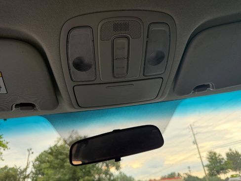 Used 2016 Kia Soul FWD image 18