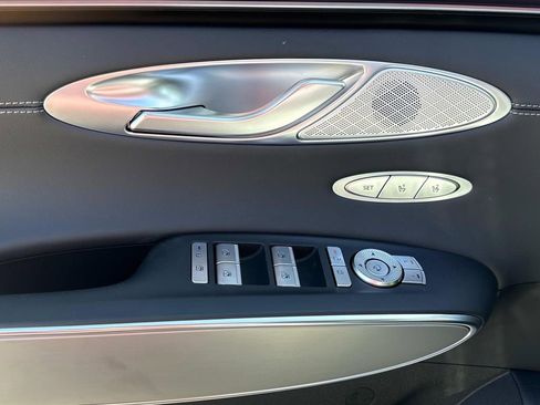 New 2026 Genesis GV70 2.5T Select image 23