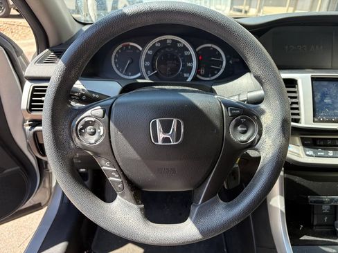 Used 2013 Honda Accord LX image 19