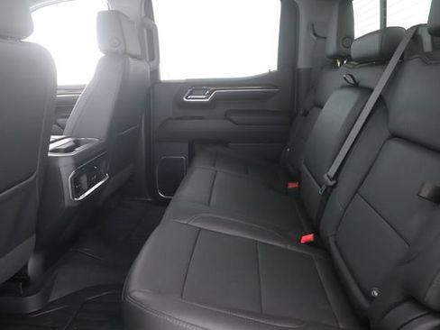Used 2024 GMC Sierra 1500 Elevation w/ Elevation Premium Package AWD/4WD image 27