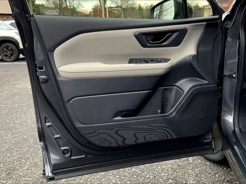 Certified 2025 Subaru Forester w/ Convenience Package #1 image 19