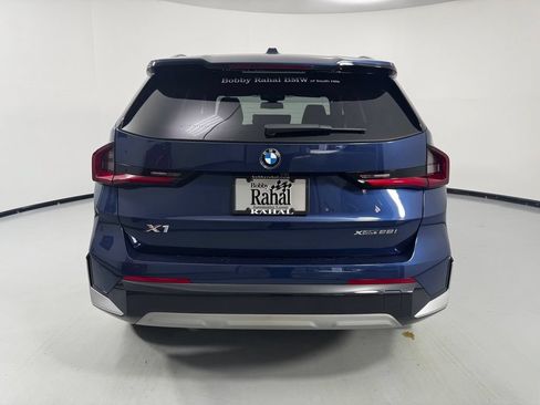 Used 2025 BMW X1 xDrive28i w/ Premium Package AWD/4WD image 7