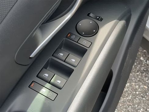 New 2026 Hyundai Tucson SEL image 18