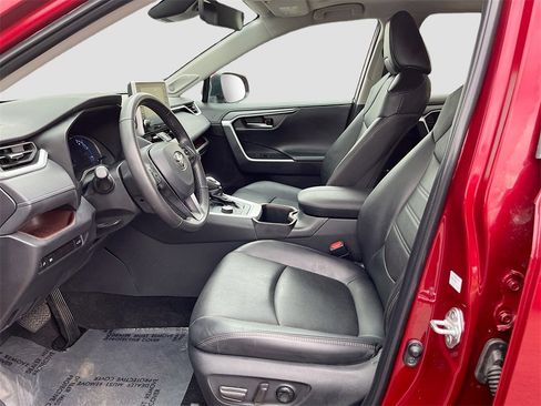 Used 2022 Toyota RAV4 Limited image 22