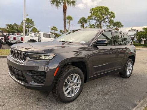 New 2025 Jeep Grand Cherokee Laredo X w/ Trailer Tow Package image 6