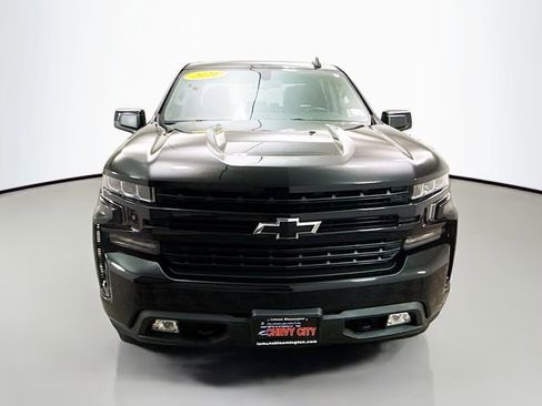 Used 2021 Chevrolet Silverado 1500 RST image 2