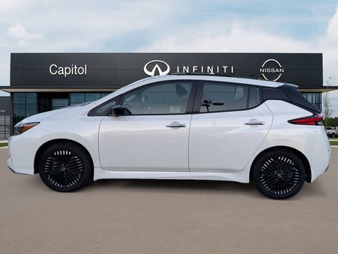 Used 2025 Nissan Leaf SV Plus image 9