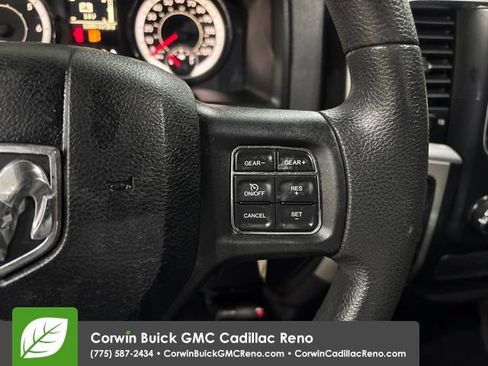 Used 2018 RAM 1500 Classic SLT AWD/4WD image 26