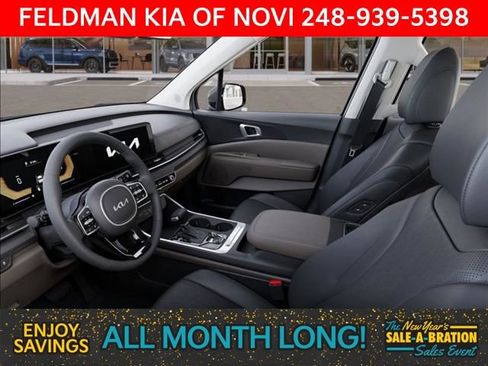 New 2026 Kia Carnival EX image 17