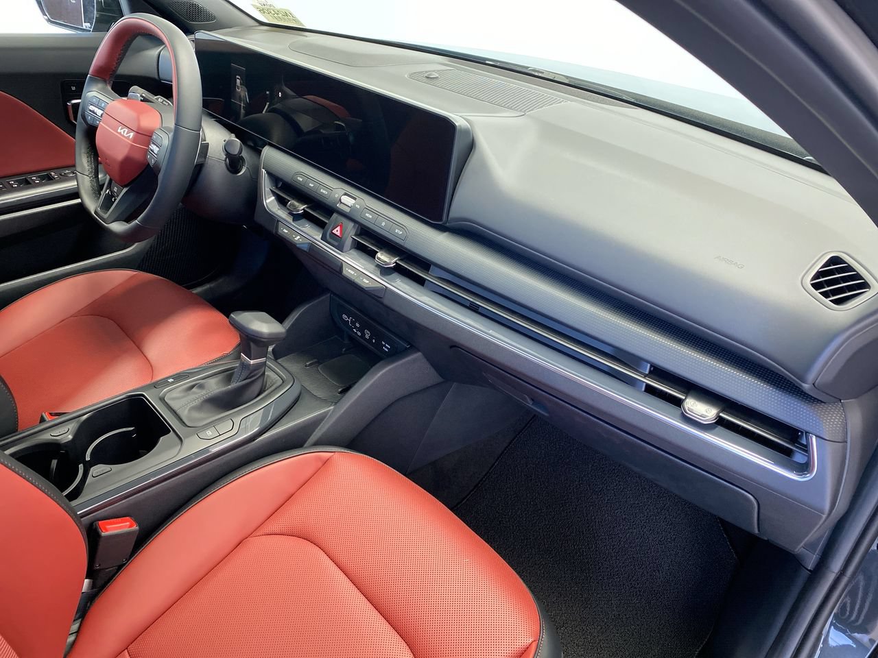 New 2026 Kia K4 EX FWD image 30