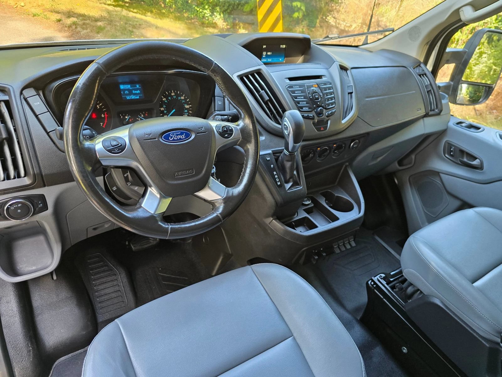 Used 2017 Ford Transit 250 130 Low Roof RWD image 20