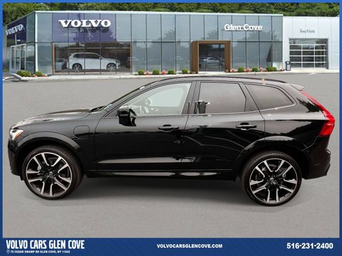 Used 2023 Volvo XC60 T8 Ultimate w/ Climate Package AWD/4WD image 3