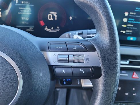 Used 2025 Hyundai Sonata SEL FWD image 23