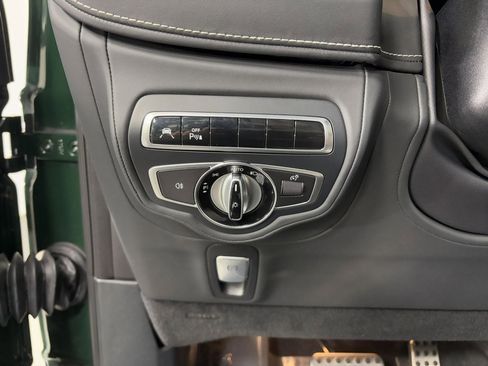 Used 2024 Mercedes-Benz G 550 image 11